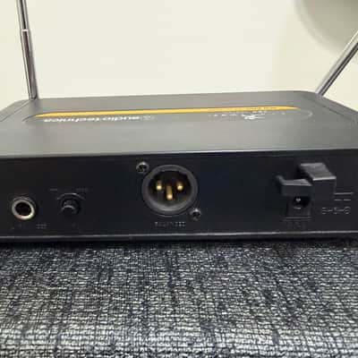 Audio-Technica Wireless Guitar System Receiver & Transmitter ATW-R700 & ATW-T701 image 3