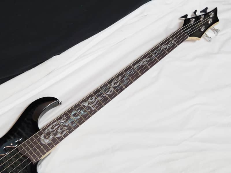 Traben Phoenix 5-string BASS guitar new w/ Case - Black Shadow