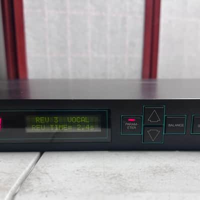 Yamaha SPX90 II Digital Sound Processor 1980s - Black image 3
