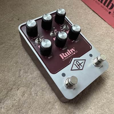 Universal Audio Ruby ’63 Top Boost Amplifier 2022 - Present Ruby / Silver image 5