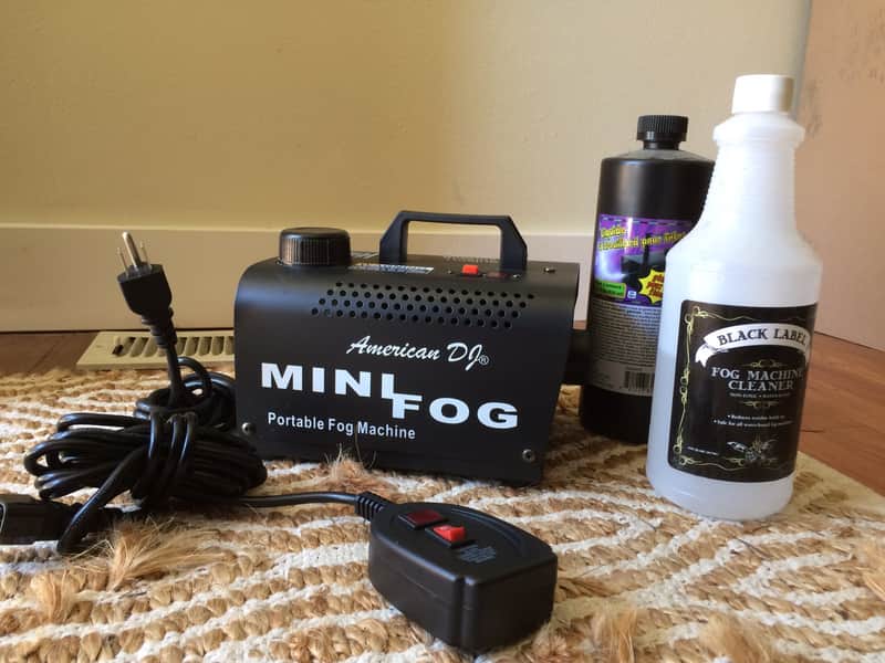 American DJ MINI-FOG Fog Machine w/ Fog Juice image 1