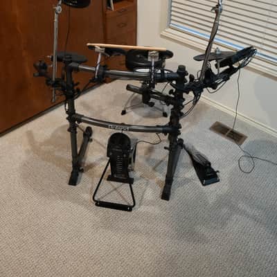 Roland TD-6KW - Drum Stool Included!