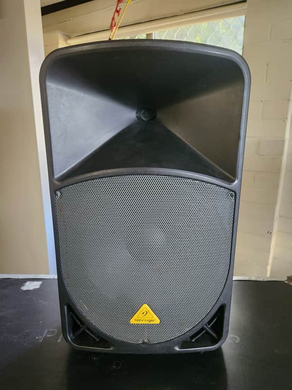Behringer Eurolive B115MP3 Active 15" PA Speaker image 1