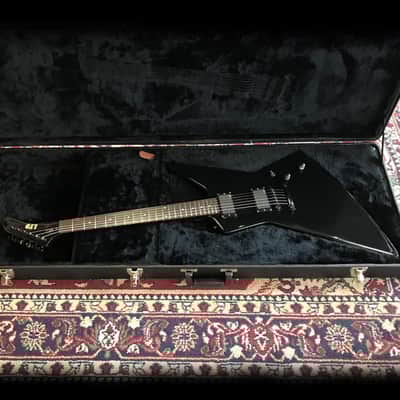 USED / Vintage 1997 LTD by ESP Guitars EXP-200 Explorer - Black