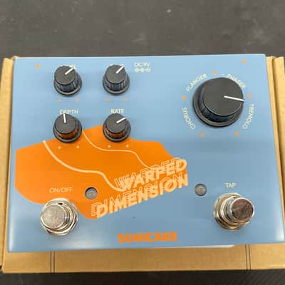 SONICAKE Warped Dimension Digital Modulation Guitar Pedal - Light Blue image 1