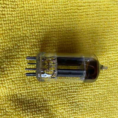 Mullard 12ax7 / ECC 83 Square Getter 50’s image 7