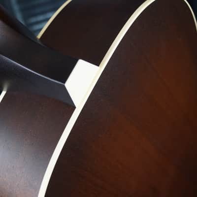 Brand New Iris Guitar Company OOO RCM 12 Fret Slot Head Burst Sitka Spruce / Mahogany 1-3/4" Nut image 10