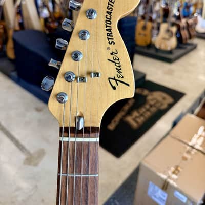 Immagine Fender STRATOCASTER STANDARD '70S MIM SUNBURST + CUSTODIA - 2
