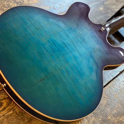 Gibson USA Memphis ES-335 2018 Limited Edition Figured Blueberry Burst Fade w/ OHSC & Docs image 4
