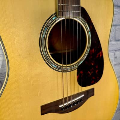 Yamaha LL6M Jumbo Acoustic (used) Spruce top & Mahogany back & sides image 3