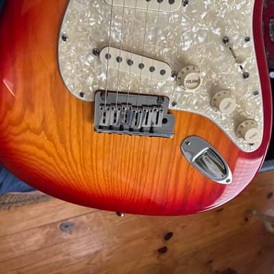 NOS 2006 Fender Stratocaster American Deluxe Ash 60th Anniversary image 17