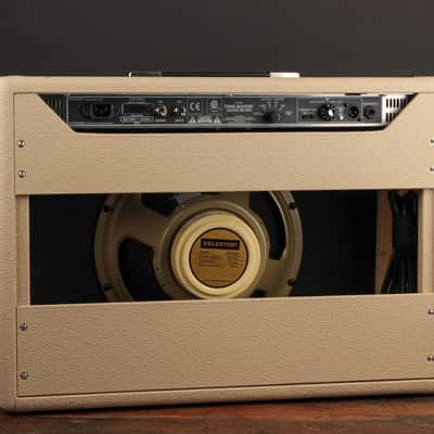 Fender Tone Master Deluxe Reverb Blonde image 8