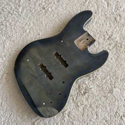 4 String Jazz Bass Style Body Black image 2