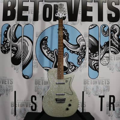 Danelectro'56 Baritone Silver Metalflake image 3