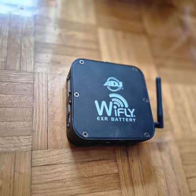 American DJ WIF653 WiFLY Battery Wireless DMX Transceiver - Black image 4
