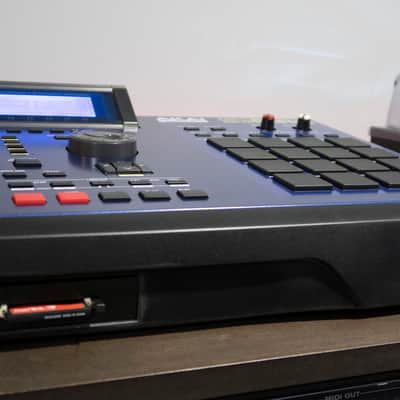 Custom Akai MPC 2000XL - 32MB RAM - CF Card Reader - NEW LCD + MORE image 3
