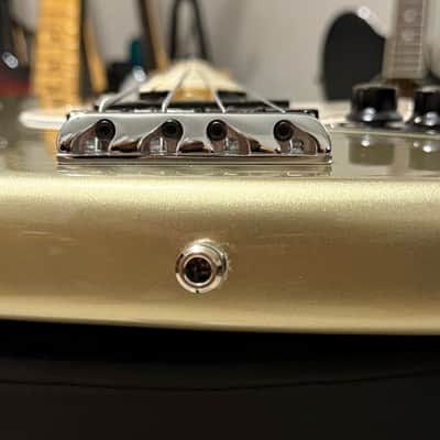Fender American Elite Jazz Bass with Maple Fretboard 2016 - 2019 - Champagne image 7