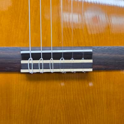 Yamaha C40 Size Classical Guitar - Natural image 3