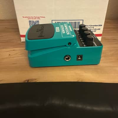 Behringer CS100 Compressor 2010s - Green image 4