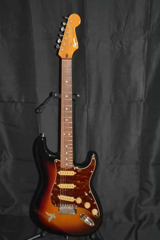 🎸 Squier Classic Vibe ’60s Stratocaster – Sunburst (2011) – Early Series image 1
