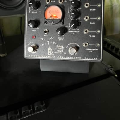 Retro Mechanical Labs (RML) Electron Fuzz Custom Pedal image 1