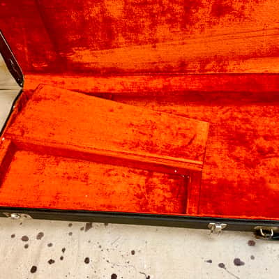 Vintage 1960's Fender Precision-Jazz-Tele Bass Guitar Case Tail-Logo 1967-1972 image 16