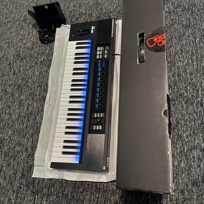 Native Instruments Komplete Kontrol S49 2010s - Black image 3