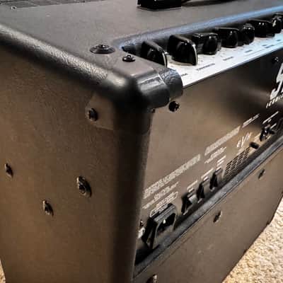 EVH 5150 Iconic Series 2-Channel 40-Watt 1x12" Guitar Combo 2021 - Present - Black image 11