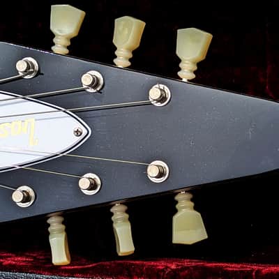 2023 Gibson Custom Shop '67 Mahogany Flying V Reissue with Maestro Vibrola - Sparkling Burgundy image 2