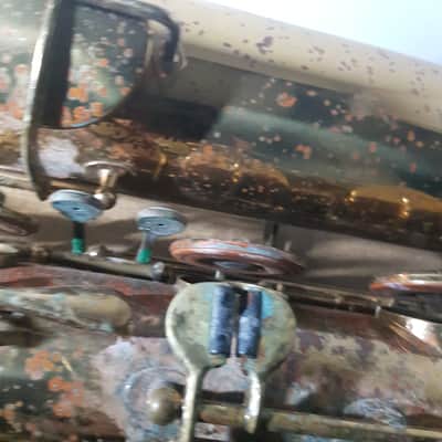 1934 BUESCHER TRUE TONE BARITONE SAX USA image 13