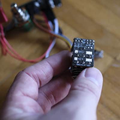 EMG BQC-SYS Active Bass EQ System with Volume/Blend image 5