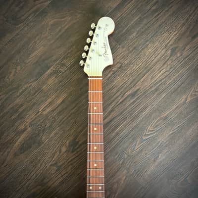 Fender Vintera '60s Jazzmaster Olympic White with Pau Ferro Fretboard image 3