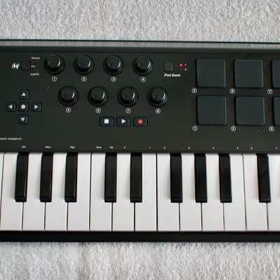 M-Audio Axiom Air Mini 32 Key USB MIDI Keyboard Controller 2010s - Black image 2