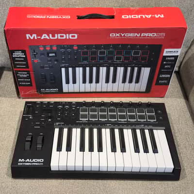 M-Audio Oxygen Pro 25 MIDI Keyboard Controller w/Aftertouch