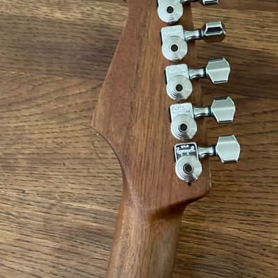 Partscaster strat with Lindy Fralin pickups image 3