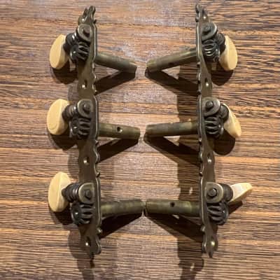 Unbranded guitar Tuners 1940's set of six open gear image 1