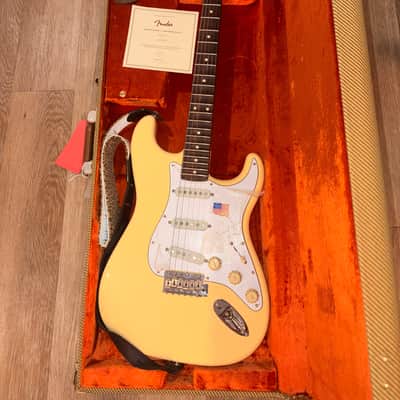 Fender Stratocaster  2022