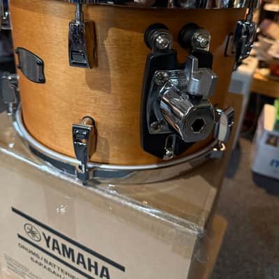 Yamaha Absolute Hybrid Maple tom pack 10” and 12” 2026 - Vintage Natural image 2