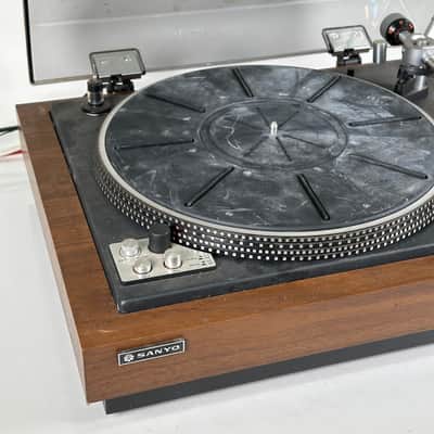 Sanyo TP-725 Belt Drive Servo Control Auto Return Turntable image 4