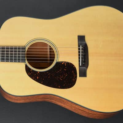 Martin New for 2025 D-18 Left Hand - Gloss Natural image 1