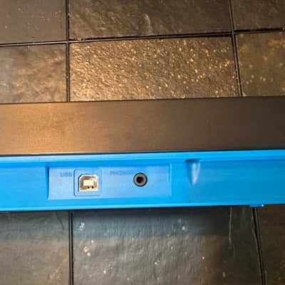 Alesis Harmony 32 Portable Keyboard 2016 - Present - Black image 8