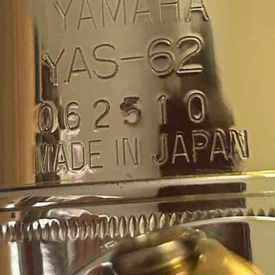 Yamaha YAS-62 Alto Saxophone - Brass image 5