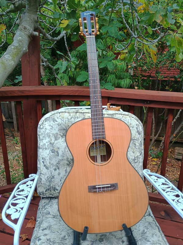 Pono BN4-1 Baritone Ukulele, with pickup, near mint