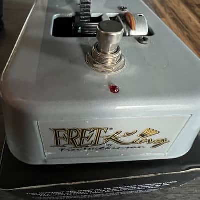 Fret-King Classic Wah Wah 2021 Light Gray image 4