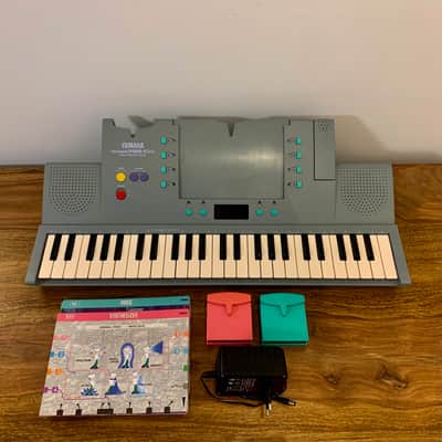 Yamaha PSS-104 Rare Vintage Toy-Synth (1991) with original cartridges and magnetic cards image 6