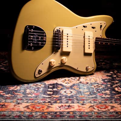 Fender Custom Shop 62 Jazzmaster Journeyman Relic Appliance Green CZ582316 image 9