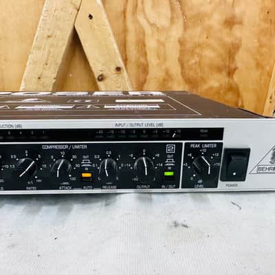 Behringer MDX 2100 Composer Audio Interactive Dynamics Processor - working image 5