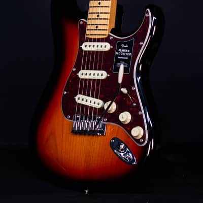 Fender Player II Modified Stratocaster, Maple FB, 3 Tone Sunburst image 2