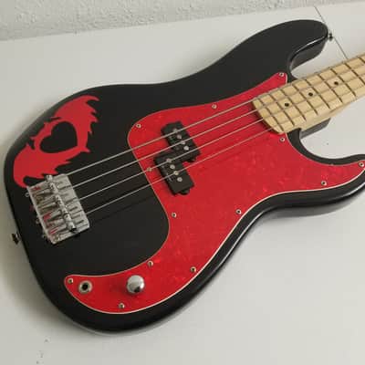 Squier by Fender Pete Wentz Signature Precision P Bass Black | Reverb