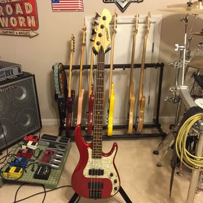 1994 Peavey Axcelerator Bass Made in USA with case image 2